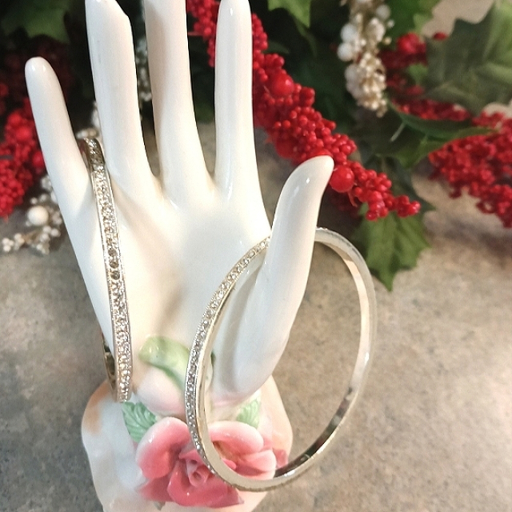 🌹Express Silver Rhinestone Bangel Bracelet Set🌹 - Picture 6 of 8